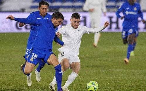 战尤为激烈 战尤为激烈